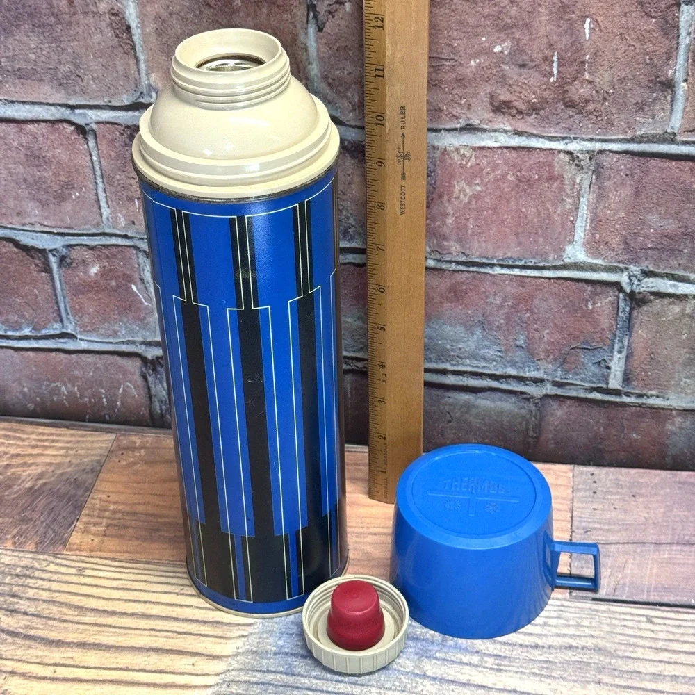 Vintage 70s King Seeley Thermos Blue and Black Hot Cold Vacuum‎ Bottle Cup PROP